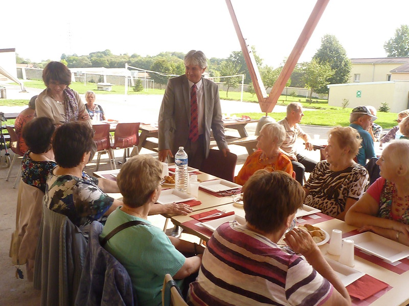 Repas campagnard de Bien Vieillir à Vandoeuvre