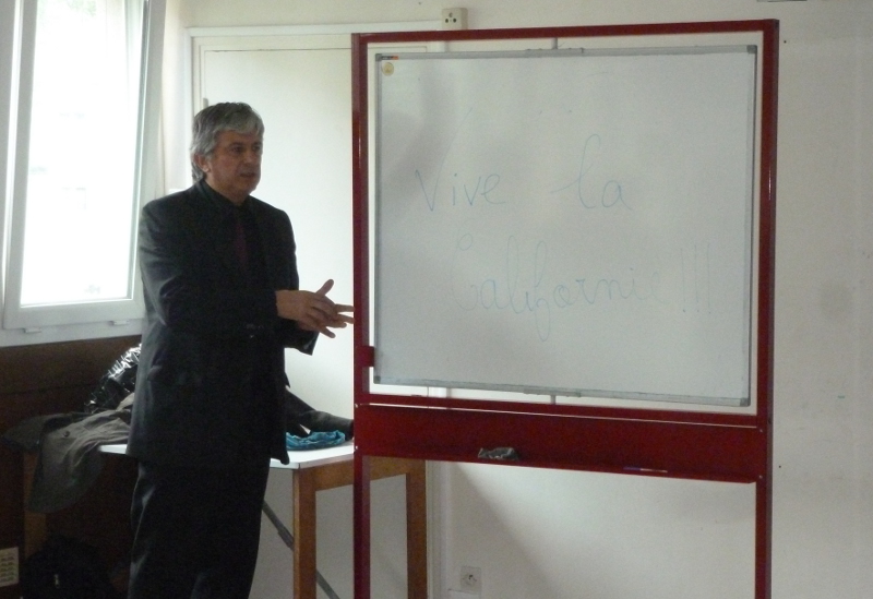 Hervé Féron avec les jeunes de California Dream