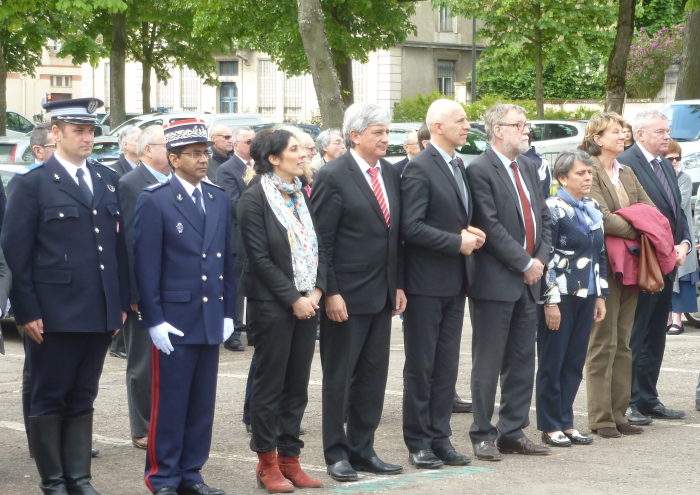 Cérémonie en l'honneur des policiers morts pour la France